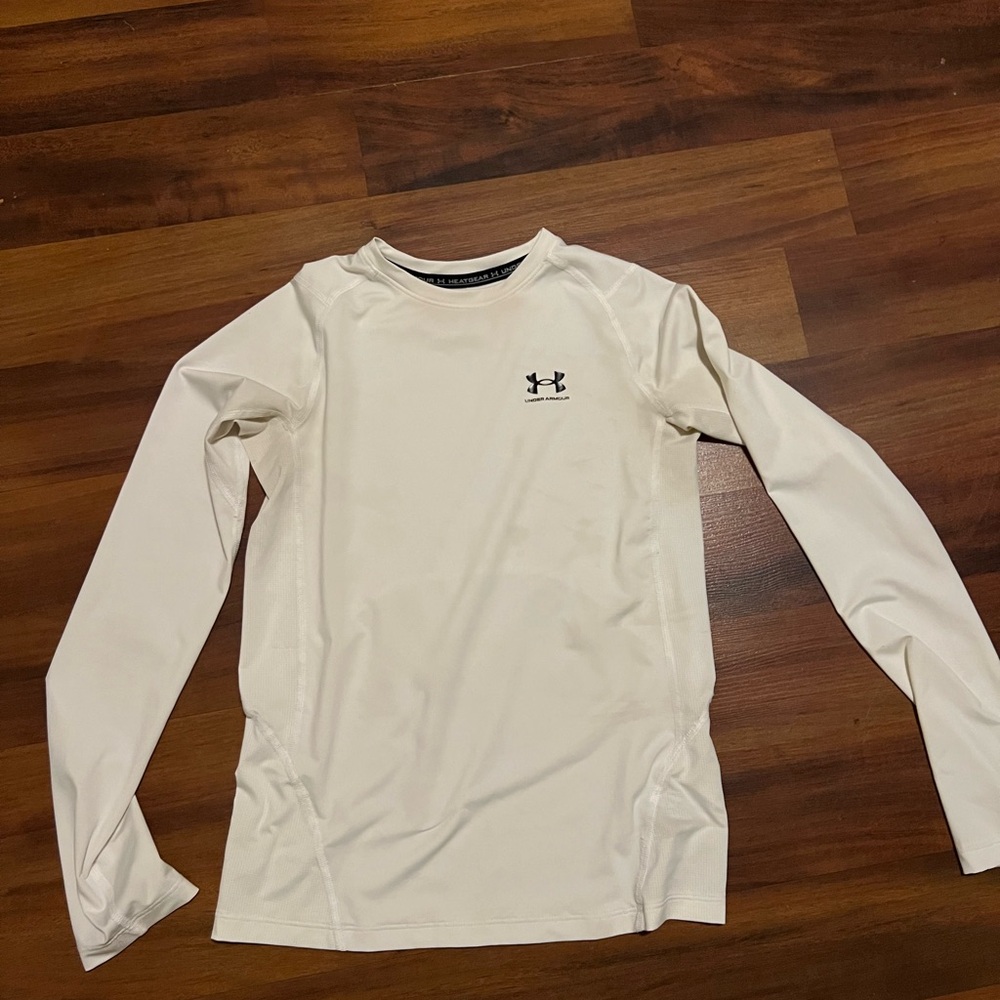 Under armour long sleeve YLG